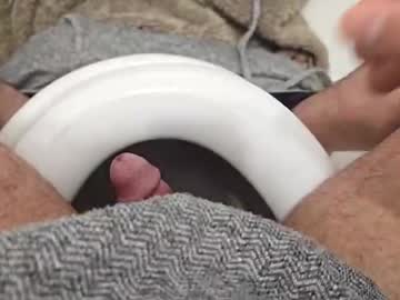 L185 Chaturbate stream image from March 01, 2025