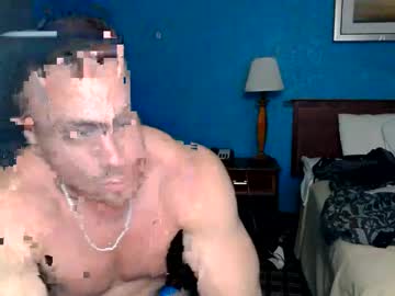 L1vew1re23 Chaturbate stream image from March 01, 2025