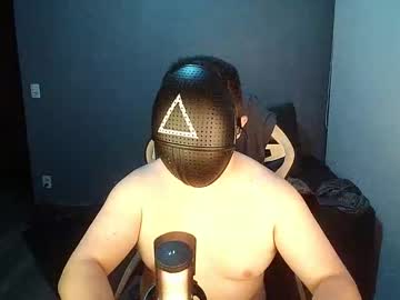 Charliebinger Chaturbate stream image from March 01, 2025