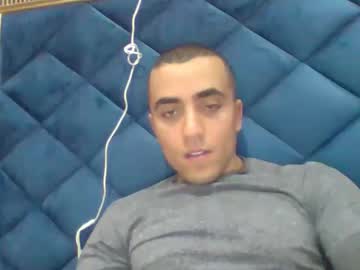Joe33ht Chaturbate stream image from March 01, 2025