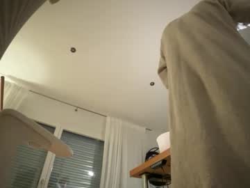 Wordarateams Chaturbate stream image from March 01, 2025