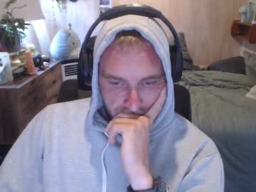 Freetoagoodhomee Chaturbate stream image from March 01, 2025