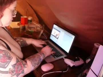 Letsgetsexual1221 Chaturbate stream image from March 01, 2025