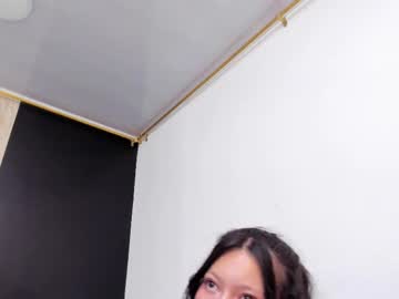 Racheljamess Chaturbate stream image from March 01, 2025