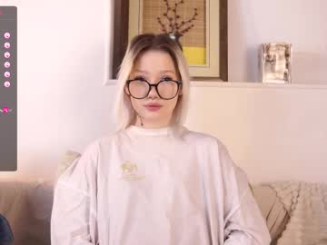 Lynatwood Chaturbate stream image from March 01, 2025