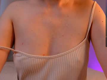 Assolmonet Chaturbate stream image from March 01, 2025