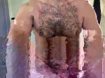 Huge_Moth Chaturbate stream image from March 01, 2025
