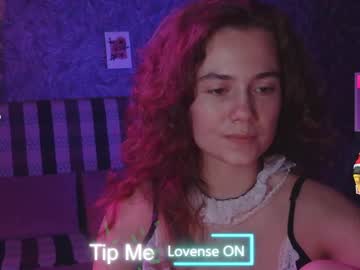 Curlyned Chaturbate stream image from March 01, 2025