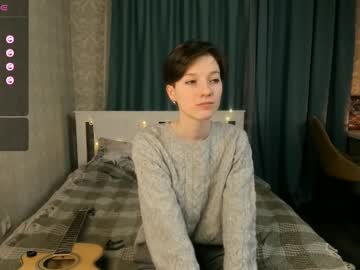 Esmabluitt Chaturbate stream image from March 01, 2025