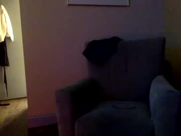 Memyselfnirene804 Chaturbate stream image from March 01, 2025