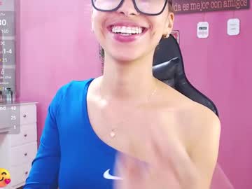 Antonella_Ponss Chaturbate stream image from March 01, 2025
