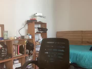 3milio3milio Chaturbate stream image from March 01, 2025