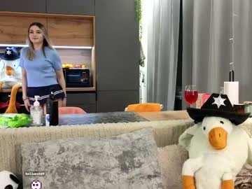 Miathewaterfall1 Chaturbate stream image from March 01, 2025