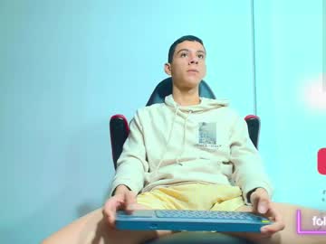 Sneiderr_X Chaturbate stream image from March 01, 2025