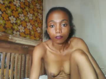 Sarinahsexy Chaturbate stream image from March 01, 2025