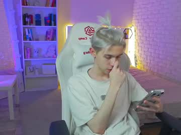 Adrian_Skiba Chaturbate stream image from March 01, 2025