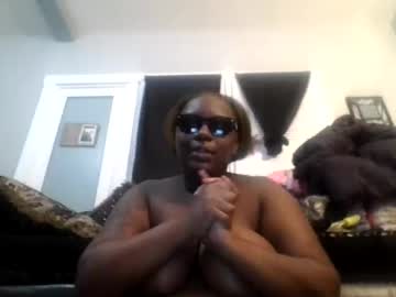 Ari723993 Chaturbate stream image from March 02, 2025