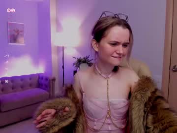 Evvie_Miu Chaturbate stream image from March 02, 2025