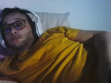 Eterotoro Chaturbate stream image from March 02, 2025