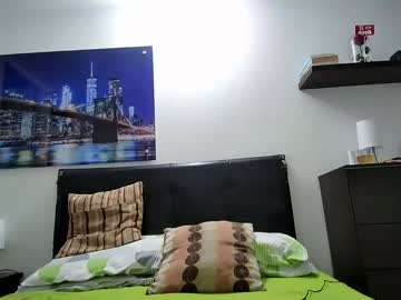 Miarobert_27 Chaturbate stream image from March 02, 2025