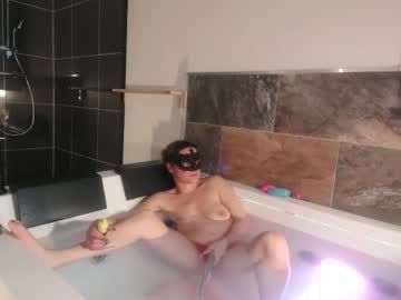 Adamliveshowfr Chaturbate stream image from March 02, 2025