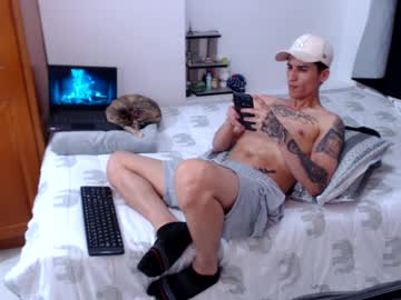 Harold_Cruz18 Chaturbate stream image from March 02, 2025
