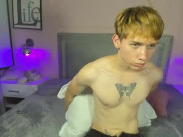 Luke_Evanns Chaturbate stream image from March 02, 2025