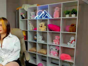 Sandra_Holland Chaturbate stream image from March 02, 2025
