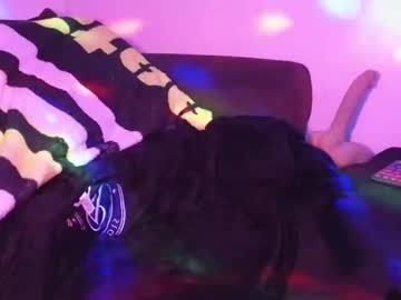 Cinnamonhoney6969 Chaturbate stream image from March 02, 2025