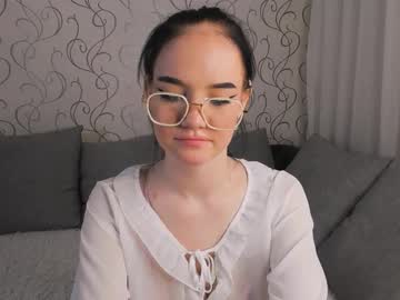 Thosebeautifuleyes Chaturbate stream image from March 02, 2025