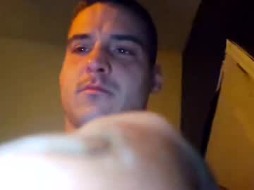Domluckycum Chaturbate stream image from March 02, 2025