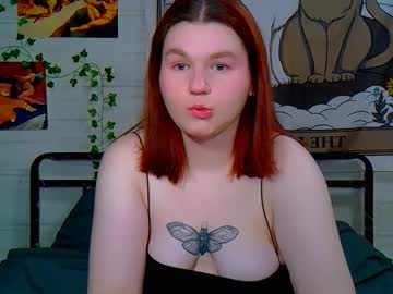 Breezybrinna Chaturbate stream image from March 02, 2025