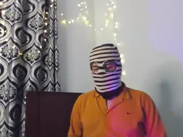 Piggyfatguyy Chaturbate stream image from March 02, 2025