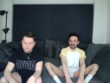 Twotwinkhusbands Chaturbate stream image from March 02, 2025
