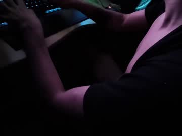 Roundrobin3010 Chaturbate stream image from March 02, 2025