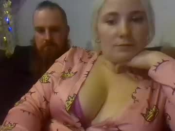 Blondehotwife94 Chaturbate stream image from March 02, 2025