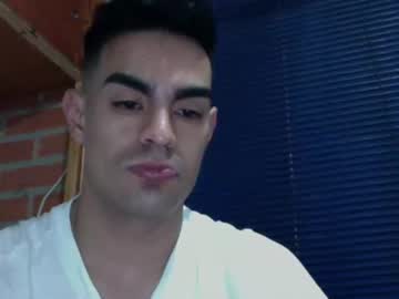 Liiam_Collins Chaturbate stream image from March 02, 2025