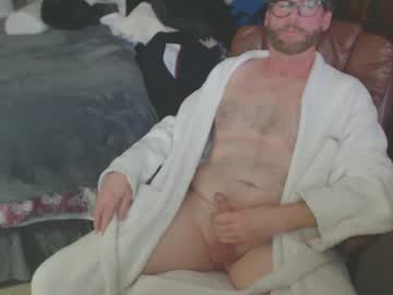 Brad2watch Chaturbate stream image from March 03, 2025