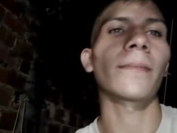 Blackblesd Chaturbate stream image from March 03, 2025