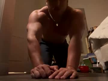 Hungkingg22 Chaturbate stream image from March 03, 2025