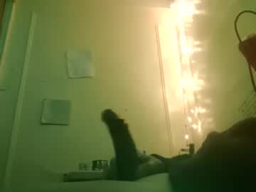 Breakurback1000x Chaturbate stream image from March 03, 2025