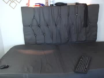 Skarleth_Latingirl Chaturbate stream image from March 03, 2025