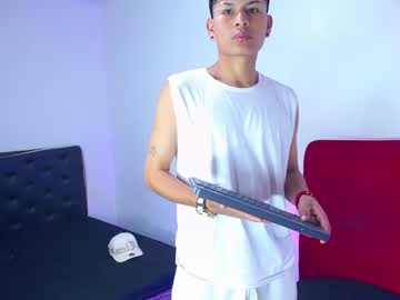 Karlbig_Hot93 Chaturbate stream image from March 03, 2025