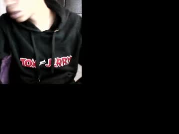 Daniel_Hot_420 Chaturbate stream image from March 03, 2025