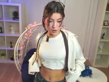 Moireearney Chaturbate stream image from March 03, 2025