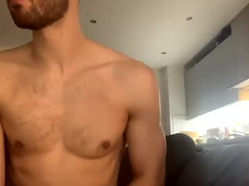 Cheekycharliee Chaturbate stream image from March 03, 2025