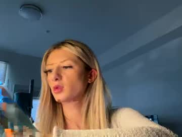 Parisbaby2000 Chaturbate stream image from March 03, 2025