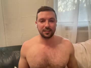 Hung561028 Chaturbate stream image from March 03, 2025