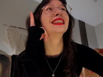 Charmytanuki Chaturbate stream image from March 04, 2025