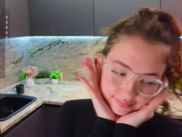 Devonagunner Chaturbate stream image from March 04, 2025